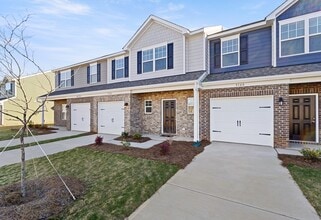 Building Photo - 5142 Tommy Ln