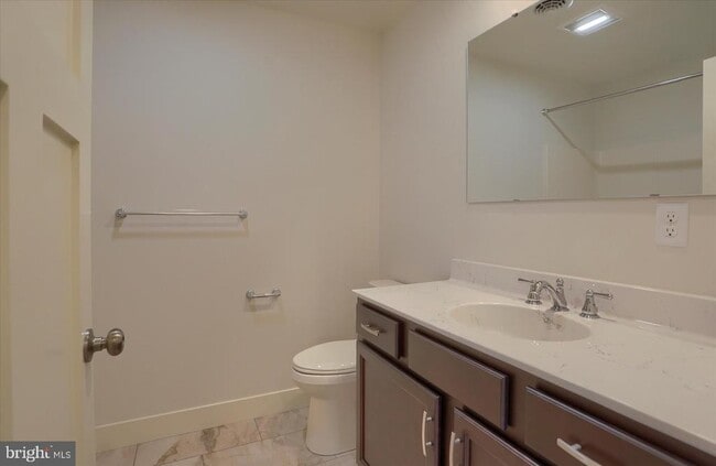 Building Photo - 45 N Penn St