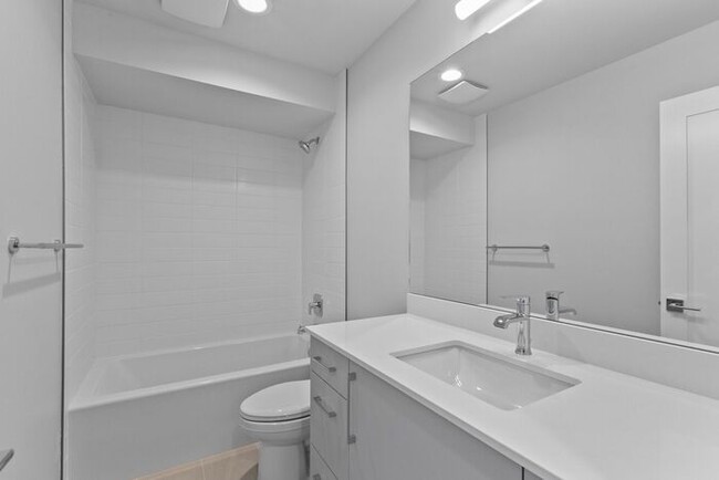 Building Photo - Stunning Brand-New Ballard Townhome with A...