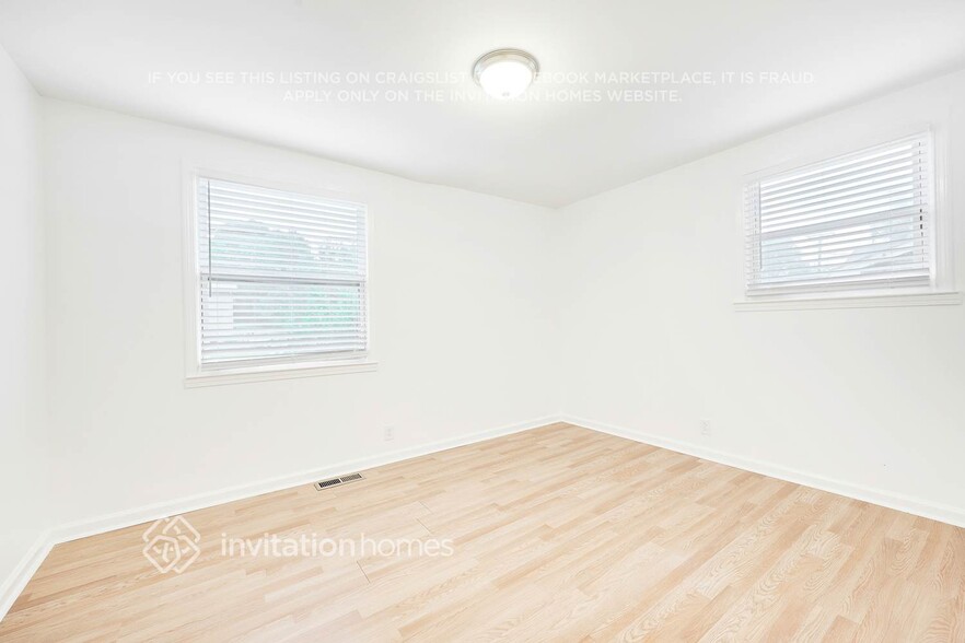 Building Photo - 173 Ocala Dr