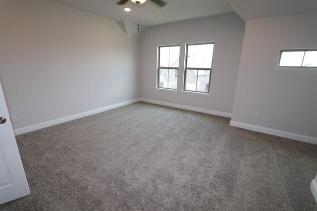 Building Photo - 833 Tennessee Dr