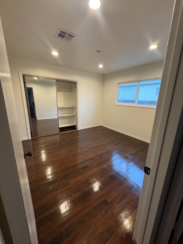 Building Photo - 1532 W 221st St