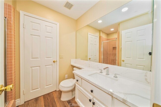 Building Photo - 9531 Montanza Way