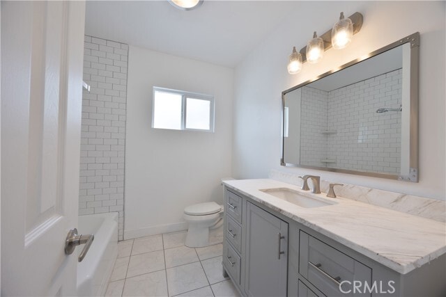 Building Photo - 19138 Hartland St