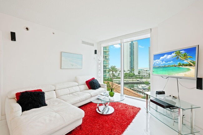 Building Photo - 200 Sunny Isles Blvd