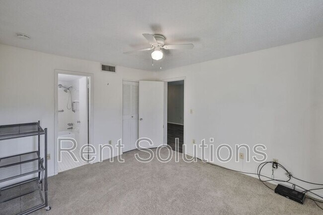 Building Photo - 801 83rd Ave N