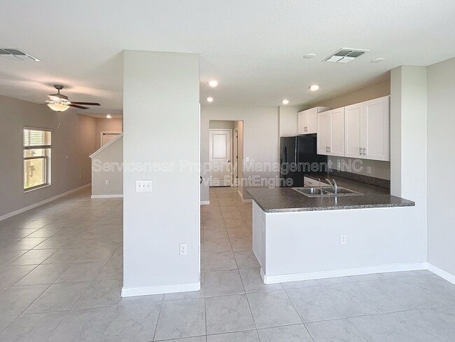 Building Photo - 7029 Samuel Ivy Dr