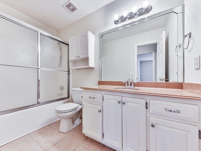 Building Photo - 3007 Clove Tree Ln
