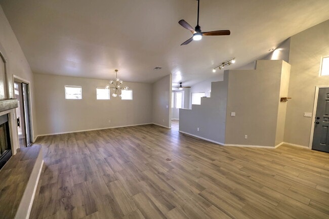 Building Photo - Smart East Side 3 Bedroom Home with EV cha...