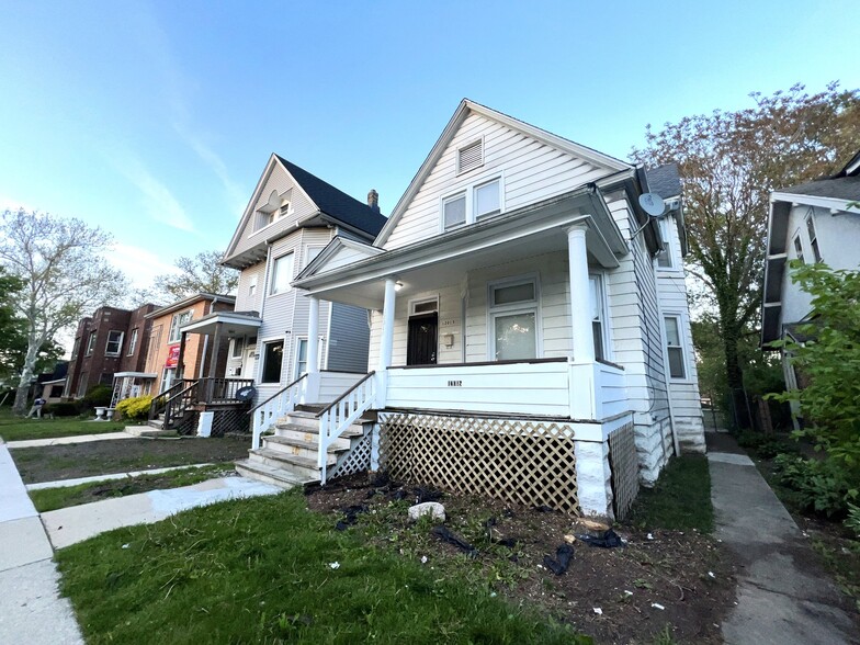 Building Photo - 12015 S Stewart Ave