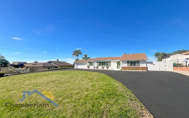 Building Photo - Spectacular View from this Single Story Home!