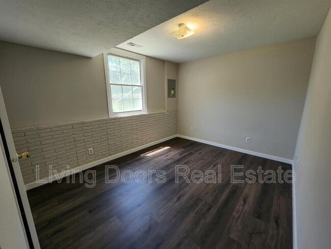 Building Photo - 1738 N 27th St