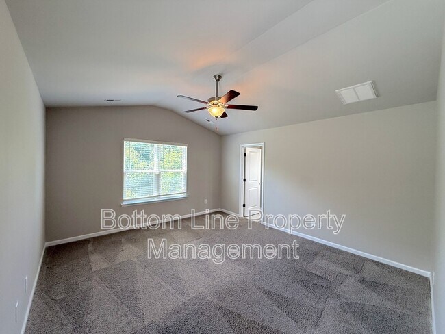 Building Photo - 9016 Stoney Waters Ct