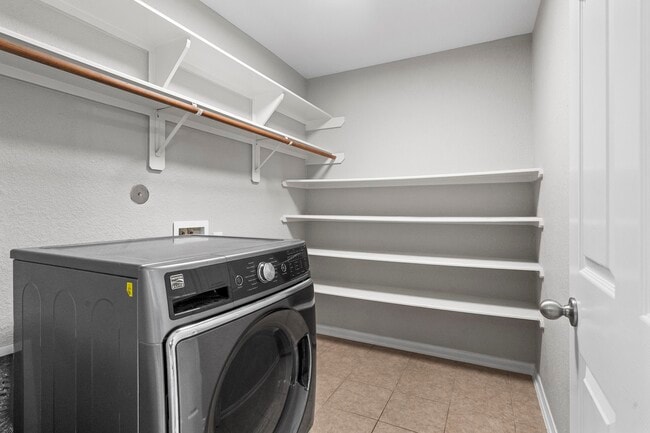 Building Photo - 6035 Turkey Creek