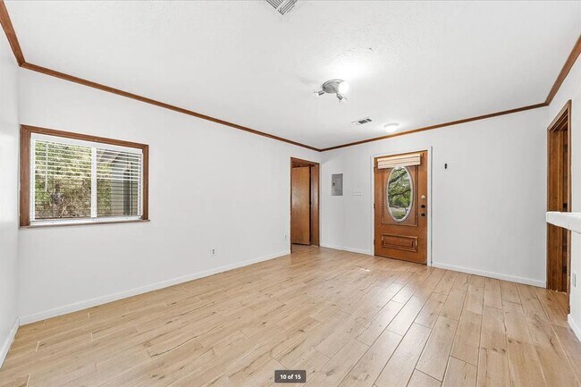 Building Photo - 301 Tatum Rd