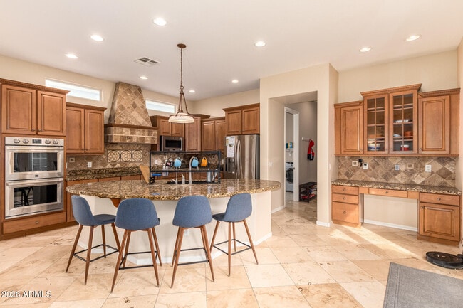 Building Photo - 423 E Mead Dr