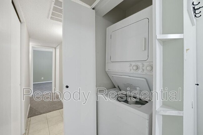 Building Photo - 1570 Moorings Dr