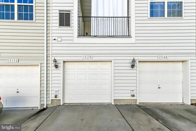 Building Photo - 15158 Kentshire Dr