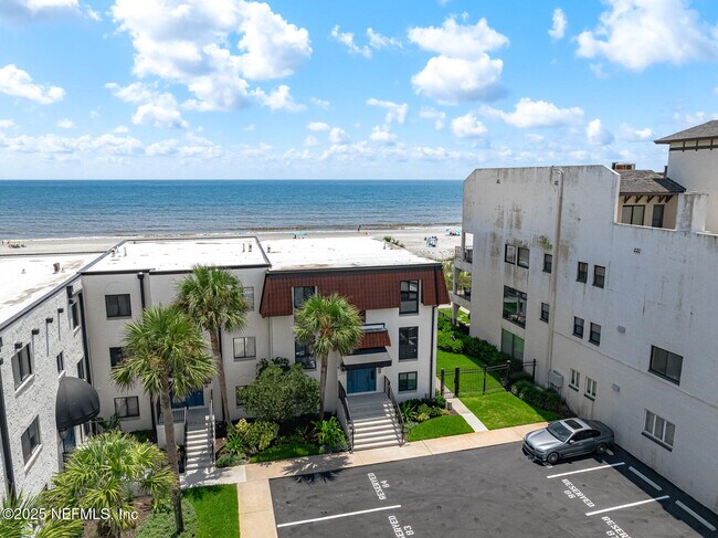 Building Photo - 2343 Costa Verde Blvd