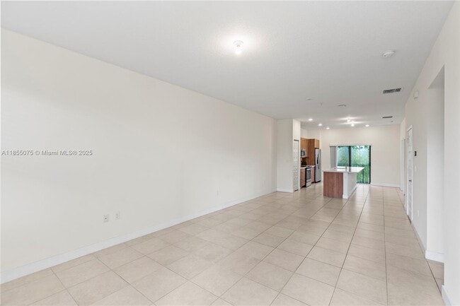 Building Photo - 7831 NW 104th Ave