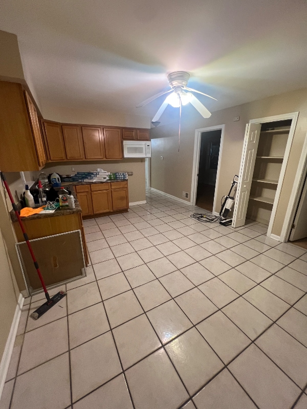 Building Photo - 3513 S 59th Ct