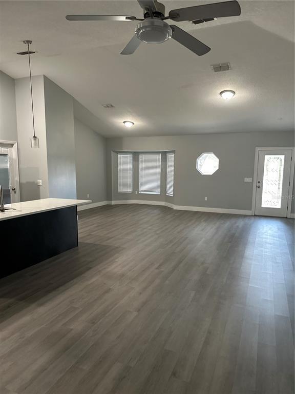 Building Photo - 1471 Muir Cir