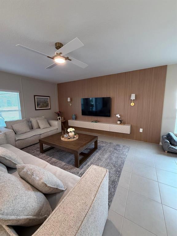 Building Photo - 5617 Gingham Dr
