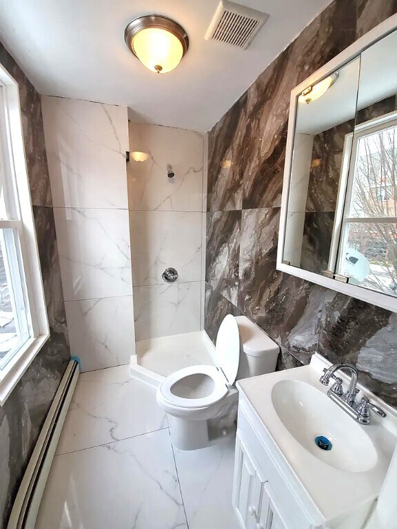 Building Photo - 139 N 11th St