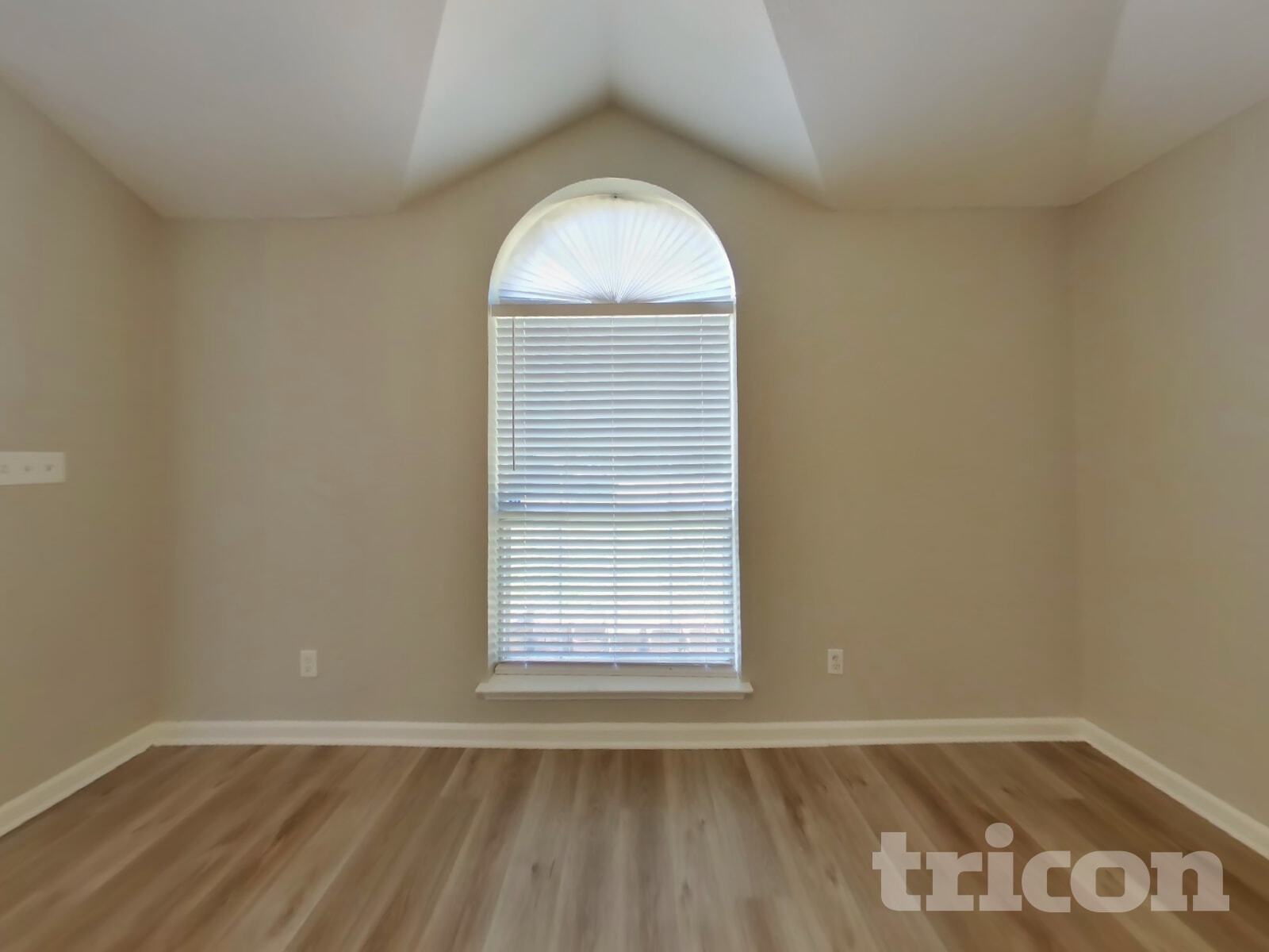 Building Photo - 1106 Castleman Dr