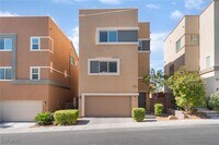 Building Photo - 10529 Headwind Ave