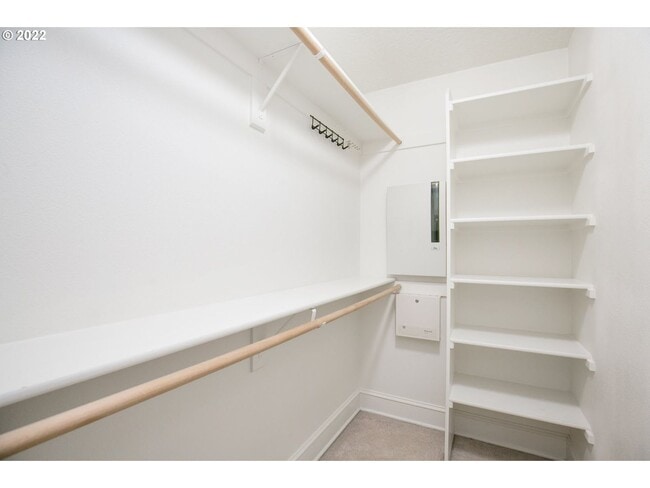 Building Photo - 17335 SW Montague Way