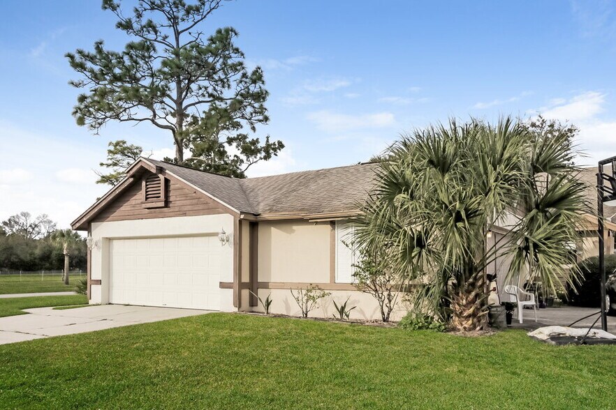 Building Photo - 8611 Drayton Ct