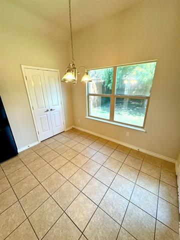 Building Photo - 1703 Stonewick Dr