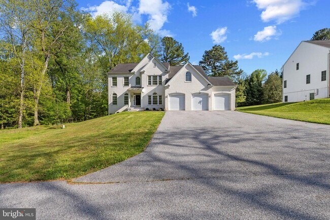 Building Photo - 9724 Centennial Meadows Ln