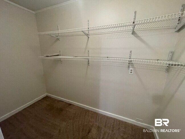 Building Photo - 107 Brentwood Dr