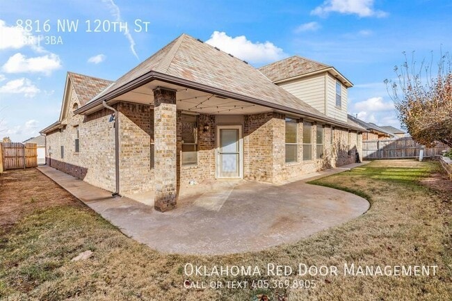 Building Photo - 8816 NW 120th St