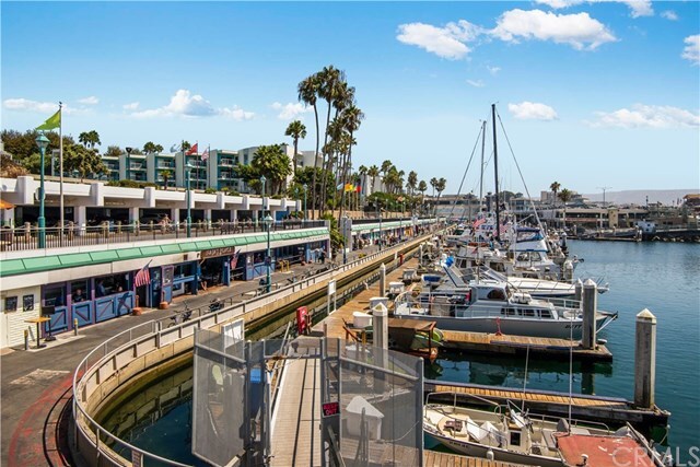 Redondo Marina within walking distance - 630 The Vlg