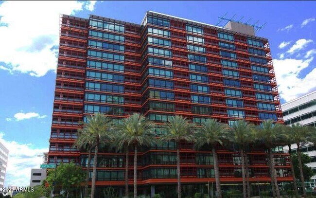 Building Photo - 4808 N 24th St