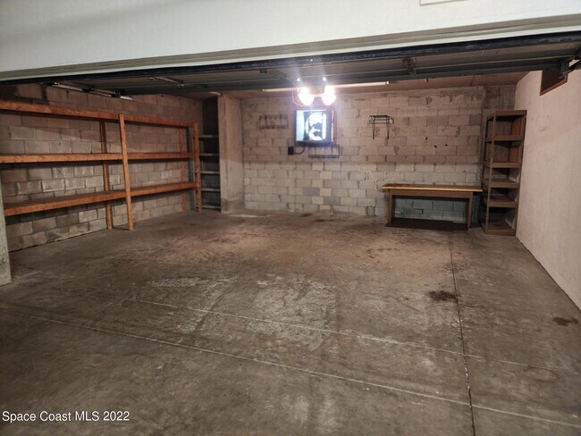 Building Photo - 703 Solana Shores Dr