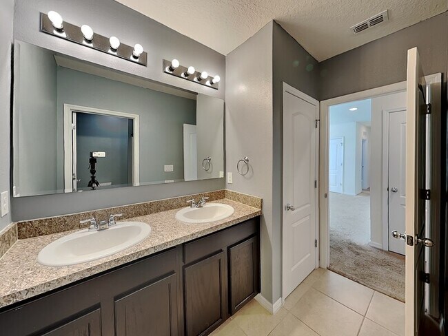 Building Photo - 1878 Cassidy Knoll Dr