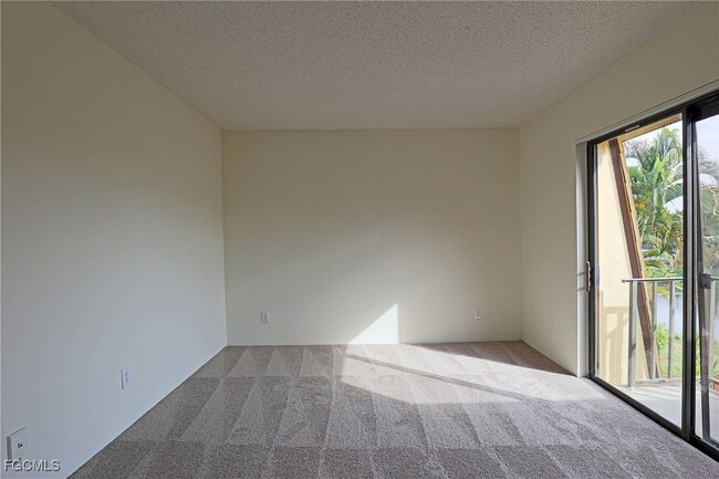 Building Photo - 1526 Park Meadows Dr