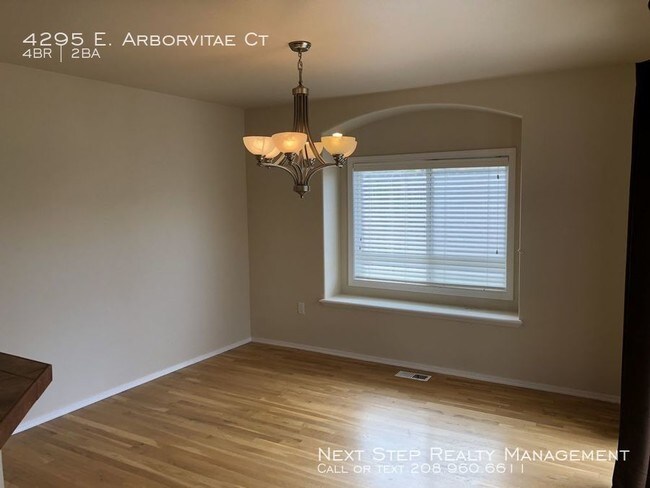 Building Photo - 4 Bed plus Office in Columbia Village