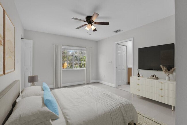 Building Photo - 6599 Old Farm Trail