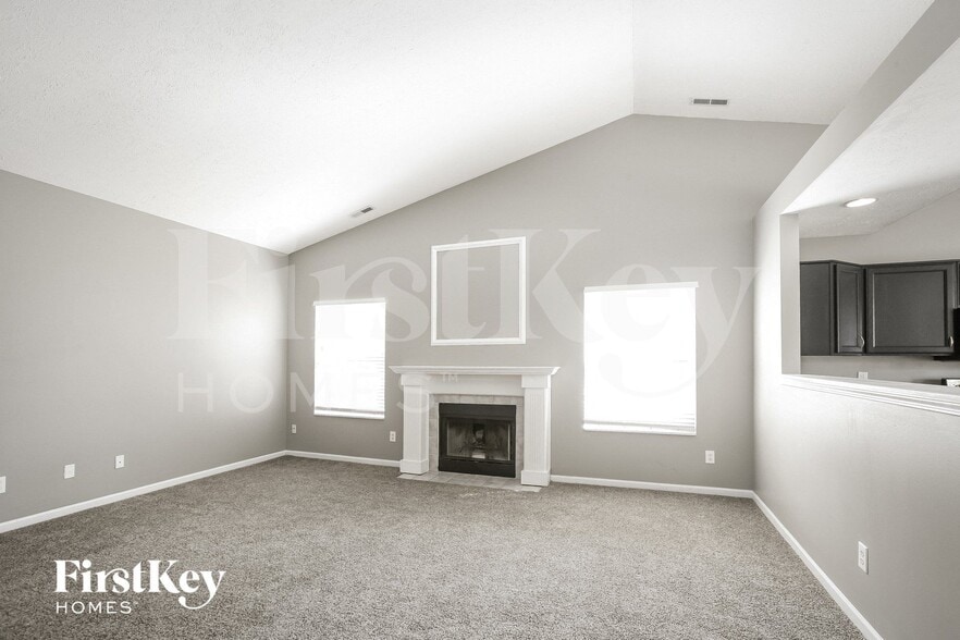 Building Photo - 5720 Ashby Dr