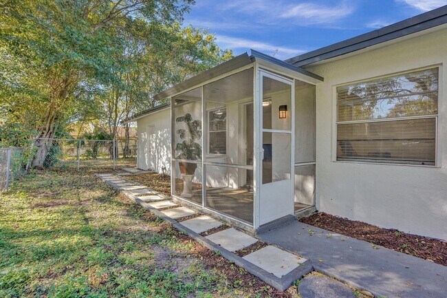 Building Photo - 2231 NW 55th Ave