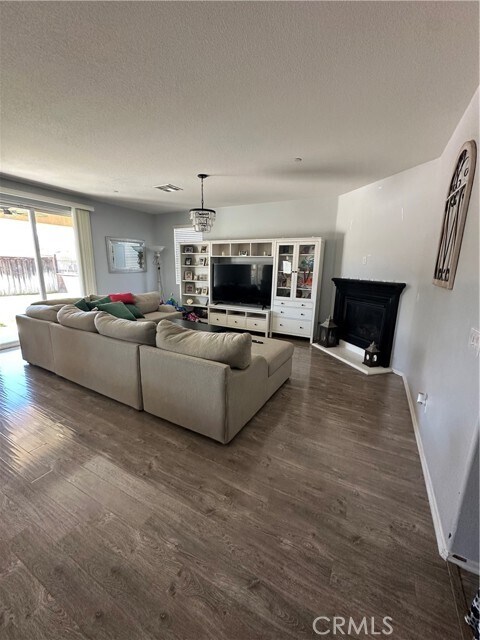 Building Photo - 29613 Rawlings Way