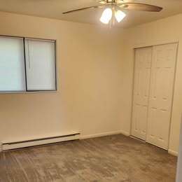 Building Photo - Building 8