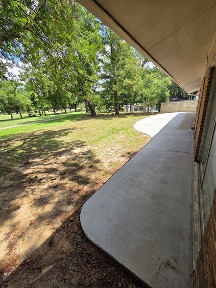 Building Photo - 2702 Apple Creek Cir