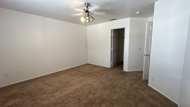 Building Photo - (APPLICATION PENDING) West Lancaster Home