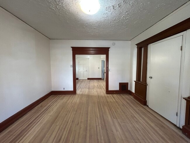 Building Photo - 40 Cabot St